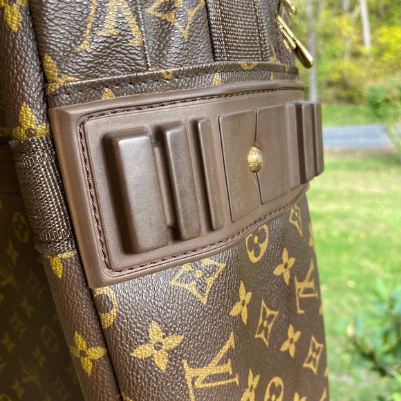 Authentic Louis Vuitton Satellite soft side suitcase classic monogram canvas - Picture 16 of 17